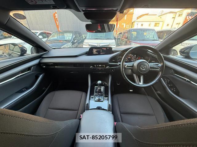 Mazda MAZDA3 2019-09 8284099-5