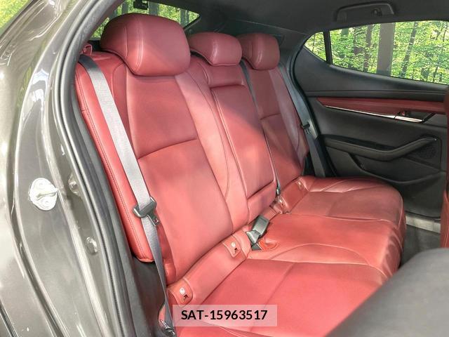 Mazda MAZDA3 2019-08 8284488-8