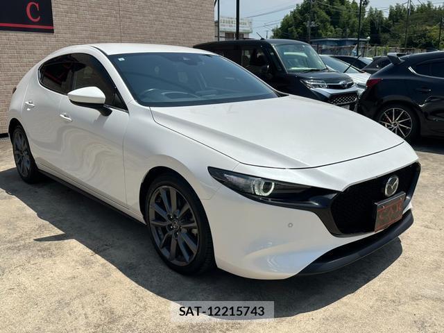 Mazda MAZDA3 2021-04 8285449-1