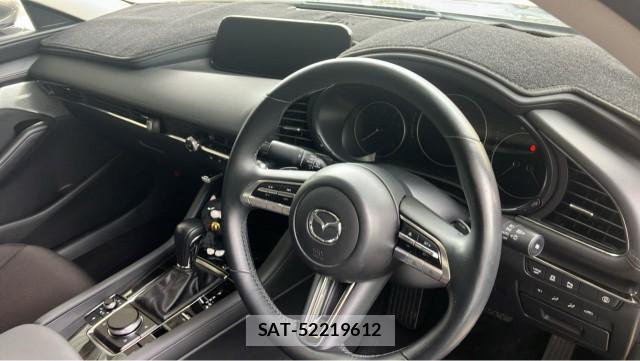 Mazda MAZDA3 2020-11 8281171-2