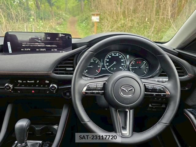 Mazda MAZDA3 2024-12 8284028-5