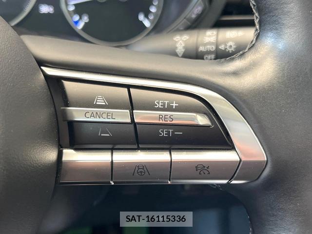 Mazda MAZDA3 2022-03 8284456-6