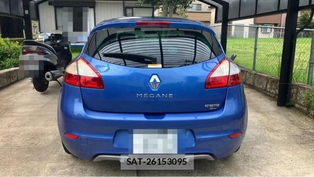 Renault MEGANE 2014-06 8282103-1