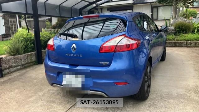 Renault MEGANE 2014-06 8282103-11