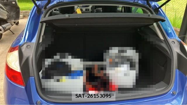 Renault MEGANE 2014-06 8282103-16