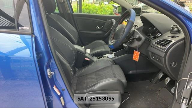Renault MEGANE 2014-06 8282103-4