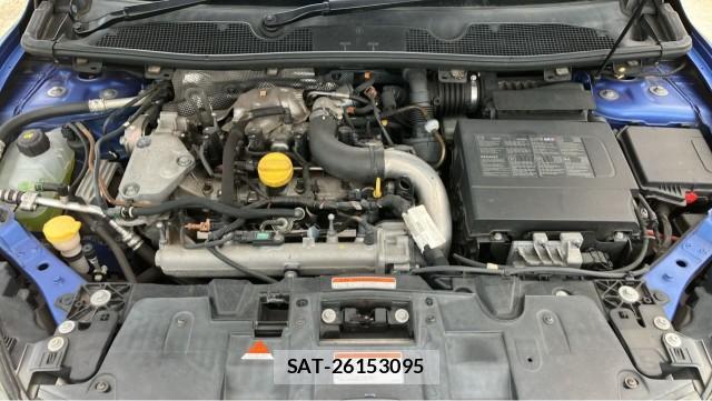 Renault MEGANE 2014-06 8282103-6
