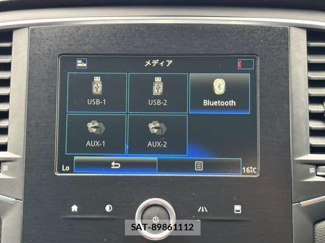 Renault MEGANE 2018-12 8284464-11