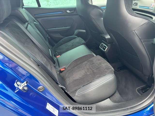 Renault MEGANE 2018-12 8284464-7