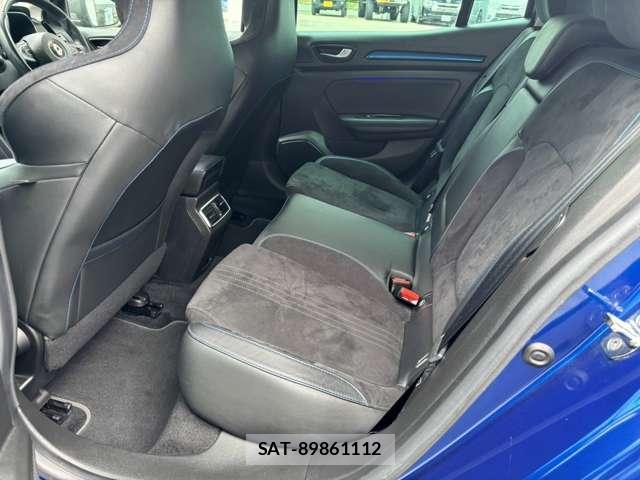 Renault MEGANE 2018-12 8284464-8