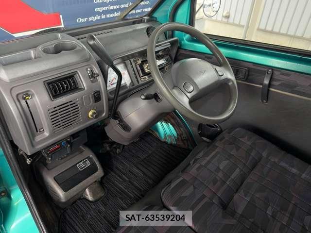 Daihatsu MIDGET II 2000 8282578-10