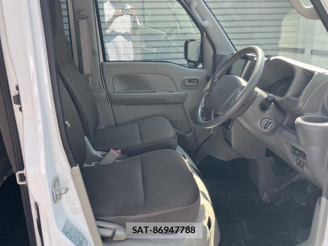 Mitsubishi MINICAB VAN 2020-12 8278735-3