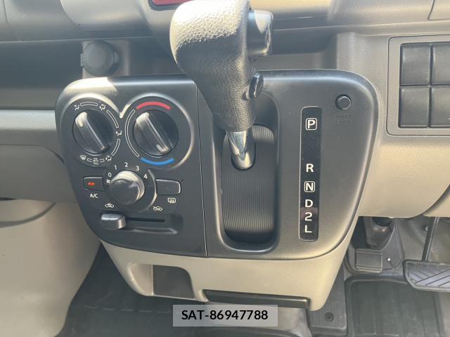Mitsubishi MINICAB VAN 2020-12 8278735-9