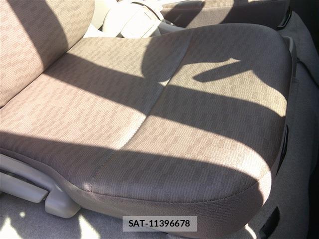 Mitsubishi MINICAB VAN 2025-03 8281220-13