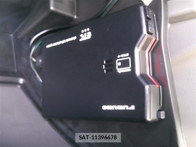 Mitsubishi MINICAB VAN 2025-03 8281220-17