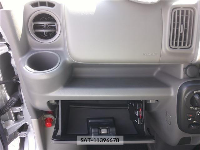 Mitsubishi MINICAB VAN 2025-03 8281220-19