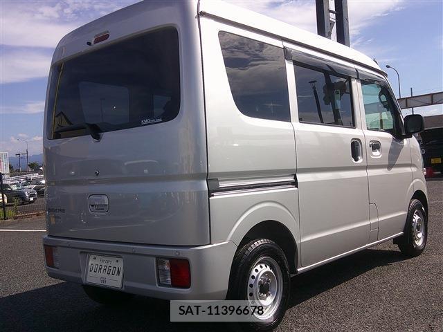 Mitsubishi MINICAB VAN 2025-03 8281220-5