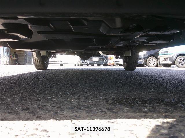 Mitsubishi MINICAB VAN 2025-03 8281220-9