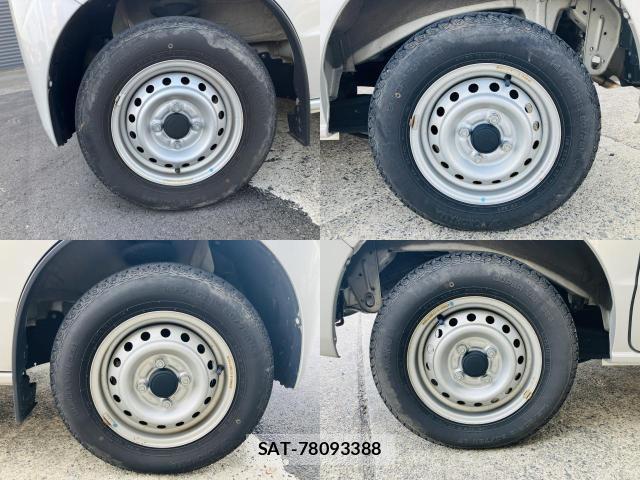 Mitsubishi MINICAB VAN 2018-05 8284089-8
