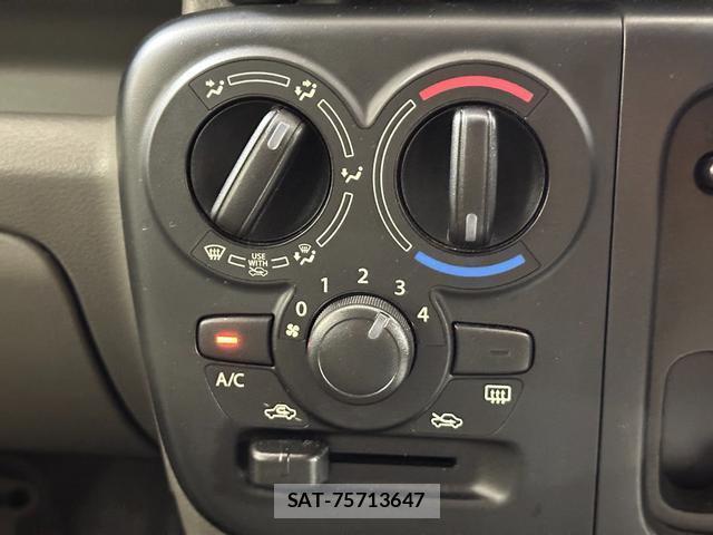 Mitsubishi MINICAB VAN 2016-04 8285871-4