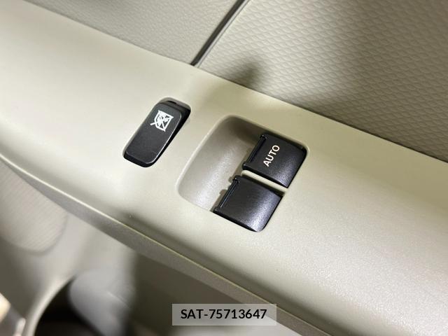 Mitsubishi MINICAB VAN 2016-04 8285871-5