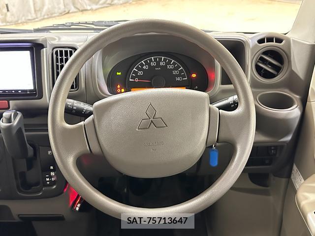 Mitsubishi MINICAB VAN 2016-04 8285871-7