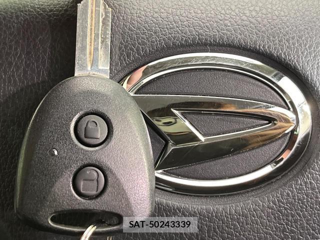 Daihatsu MIRA 2022-07 8279301-7
