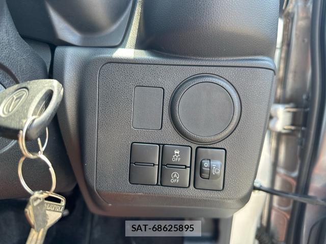 Daihatsu MIRA 2019-06 8281193-4