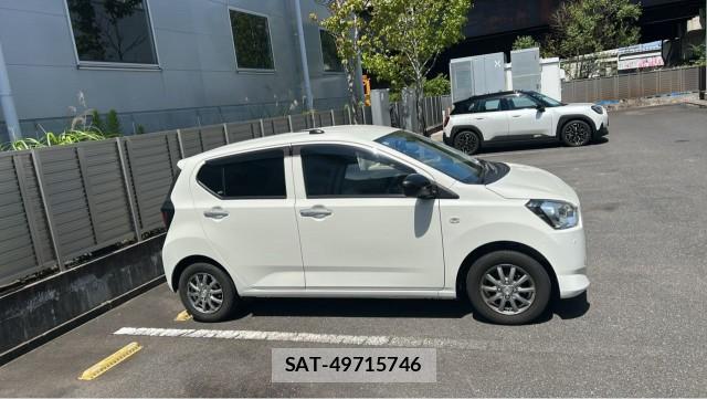 Daihatsu MIRA 2018-08 8282412-3