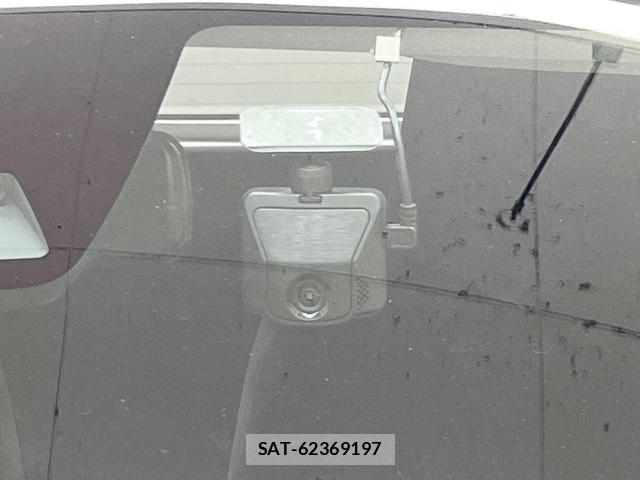 Daihatsu MIRA 2021-06 8284000-3