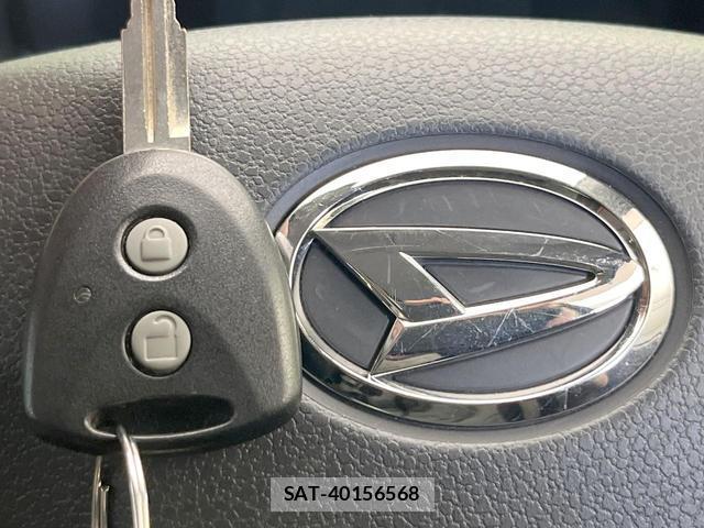 Daihatsu MIRA 2014-02 8284910-3