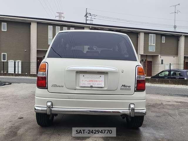Daihatsu MIRA 2002-04 8284125-2