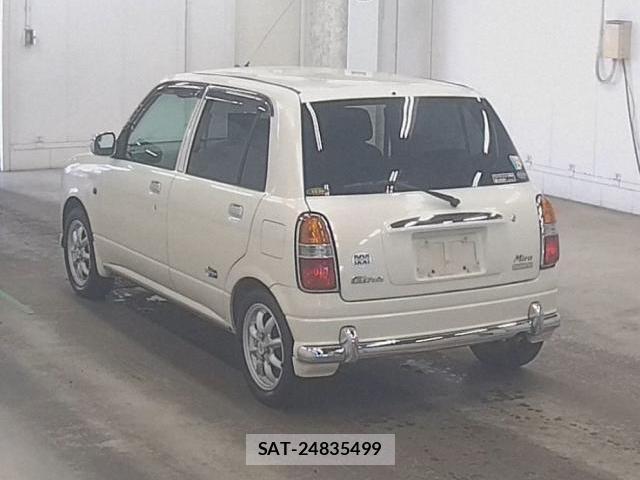 Daihatsu MIRA 2001-10 8284783-4