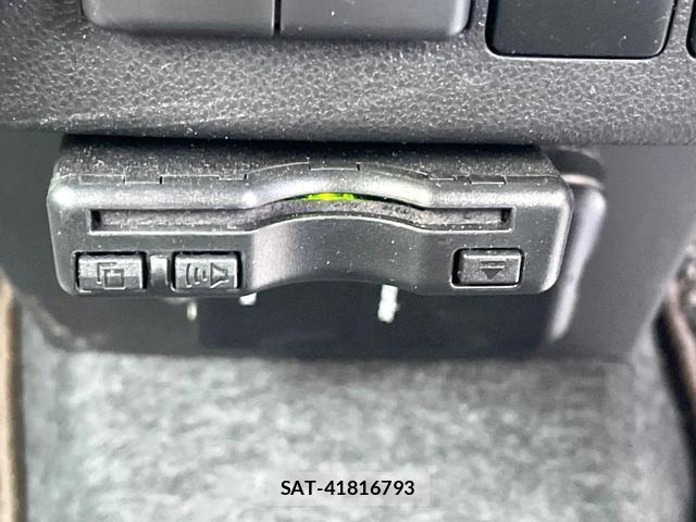 Daihatsu MIRA 2023-07 8282704-5