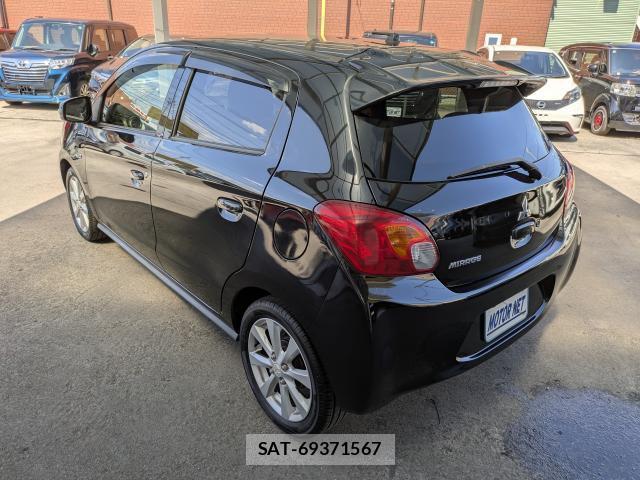Mitsubishi MIRAGE 2015-07 8282697-10
