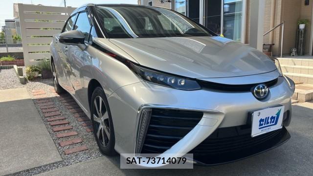 Toyota Mirai 2017-01 8280633-11