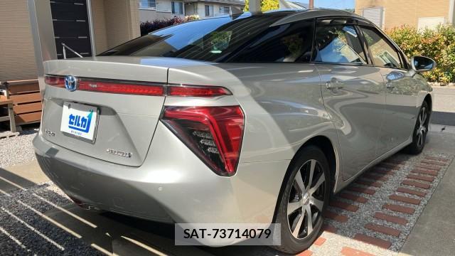 Toyota Mirai 2017-01 8280633-12