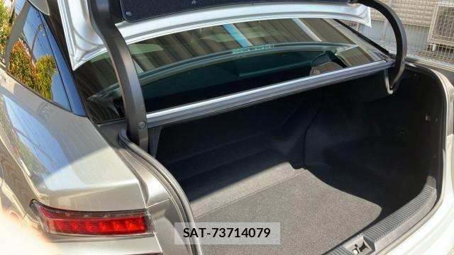 Toyota Mirai 2017-01 8280633-17