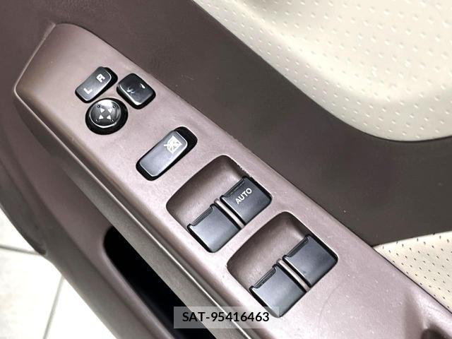 Nissan MOCO 2013-11 8284153-6