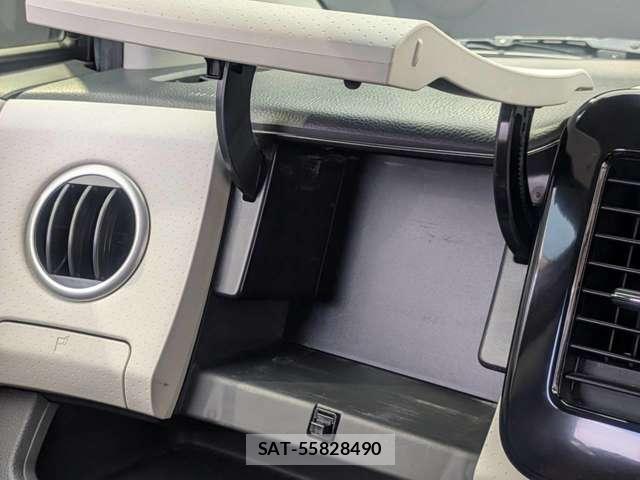 Nissan MOCO 2014-12 8284611-10