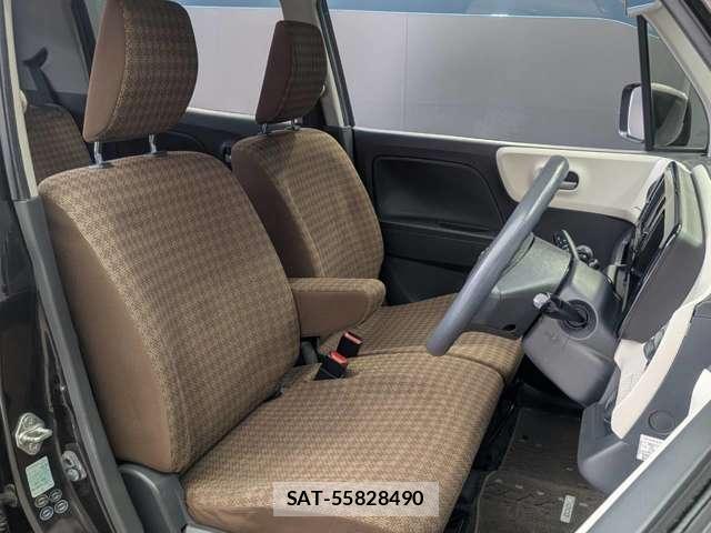 Nissan MOCO 2014-12 8284611-11