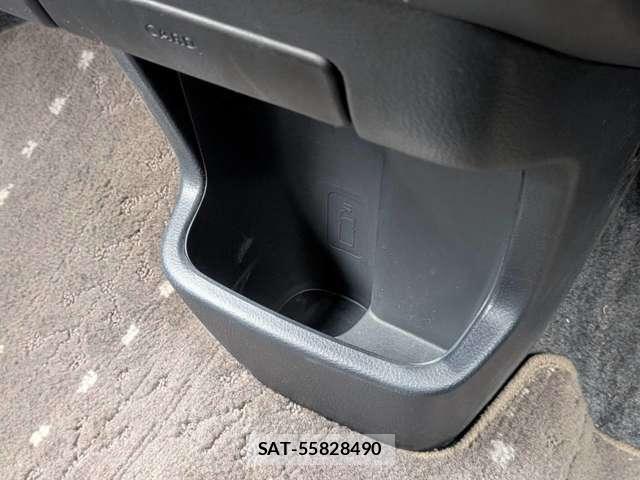 Nissan MOCO 2014-12 8284611-8
