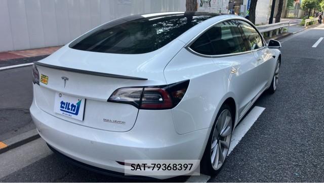 Tesla MODEL 3 2019-09 8280616-11