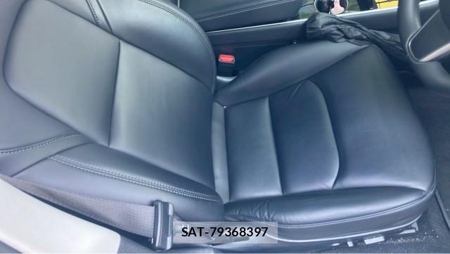 Tesla MODEL 3 2019-09 8280616-5