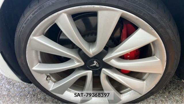 Tesla MODEL 3 2019-09 8280616-7
