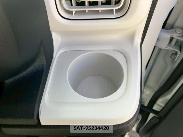 Daihatsu MOVE CANBUS 2025-12 8277121-6