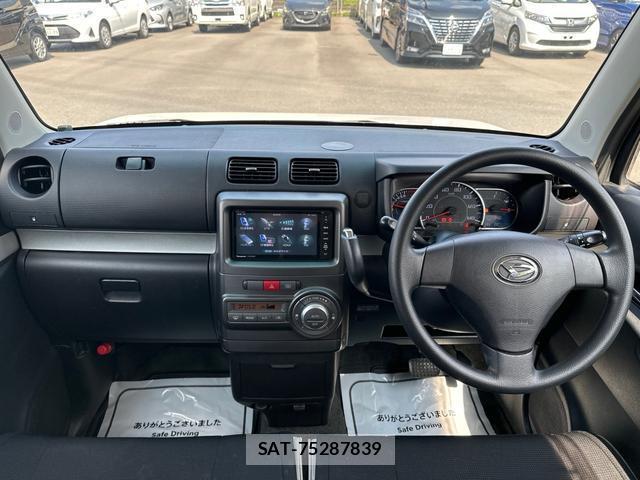 Daihatsu MOVE CONTE 2016-01 8277785-1