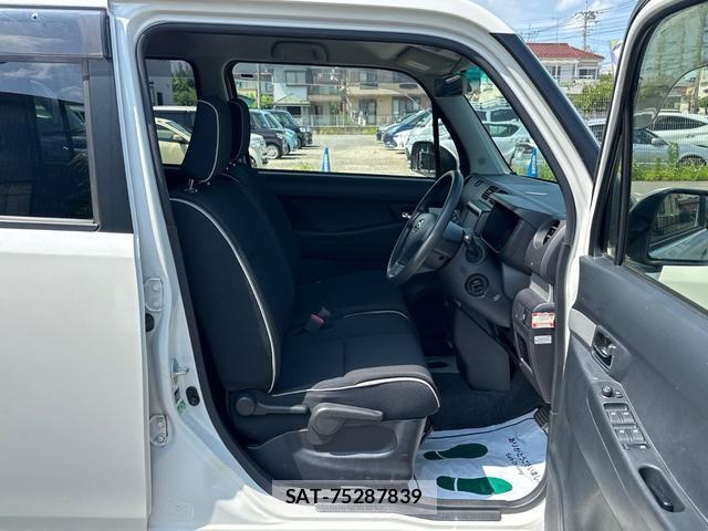 Daihatsu MOVE CONTE 2016-01 8277785-8