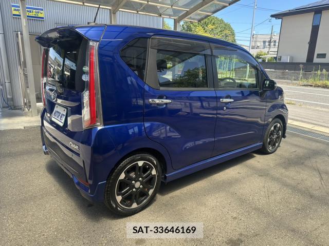 Daihatsu MOVE 2015-05 8277612-1