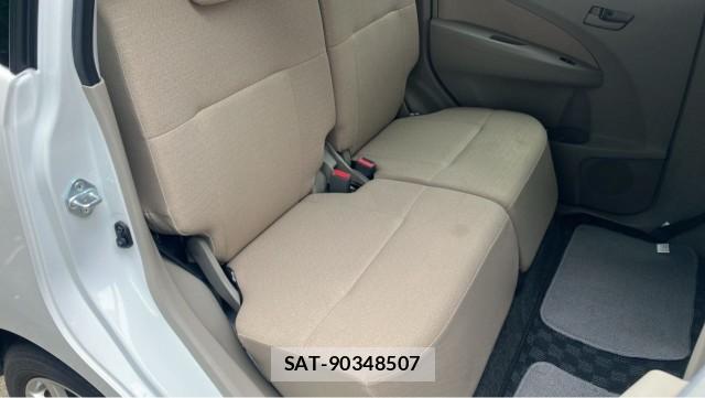 Daihatsu MOVE 2013-06 8281444-6